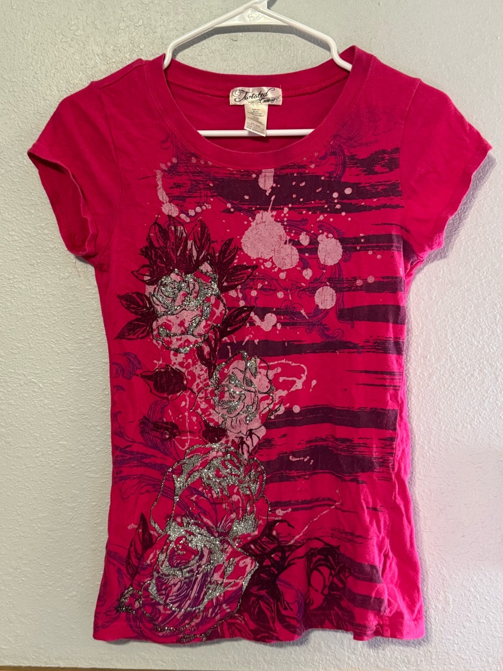 Twisted Courtesy girl kid junior size MEDIUM (7/9) Floral Graphic Tee